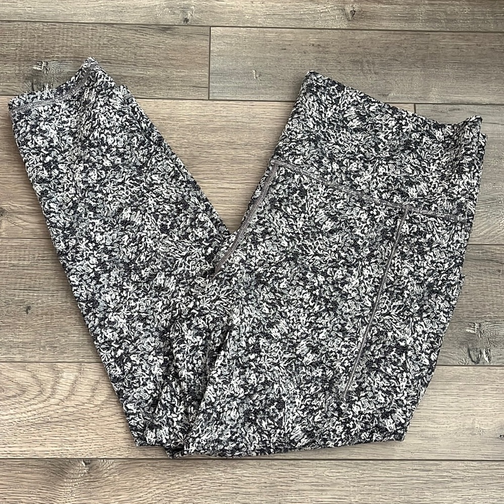 Athleta Salutation Stash II